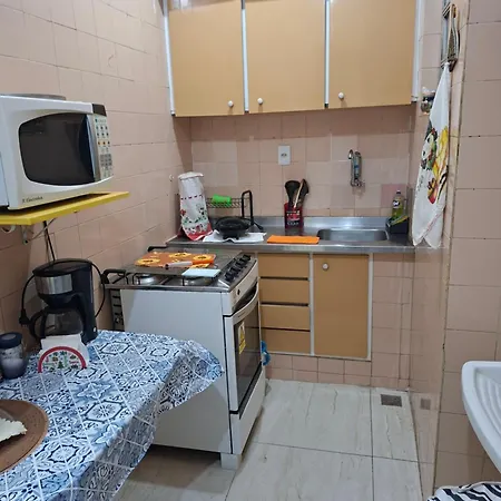 Copacabana apartamento quadra praia-3